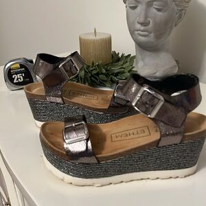 Ethem stylish Italian wedges size 37 worn once